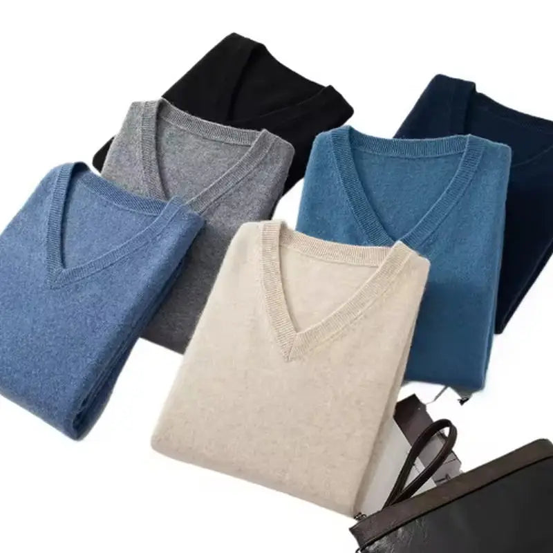 Maglione da uomo in lana con scollo a V