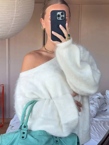 Maglione da donna in mohair con spalle scoperte