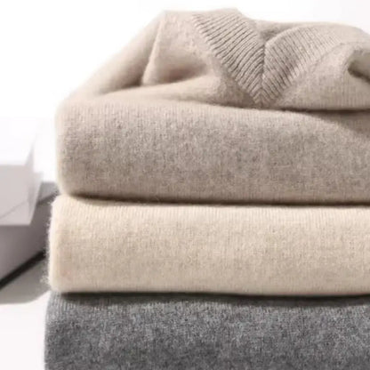 Maglione da uomo in lana con scollo a V