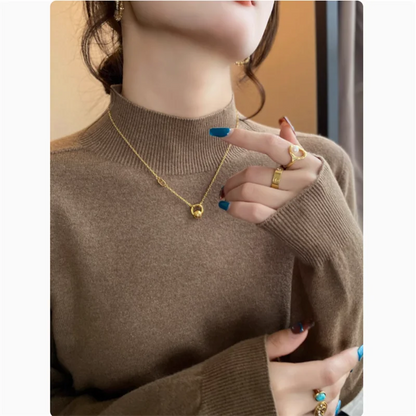 Maglione lavorato a maglia semi-dolcevita da donna