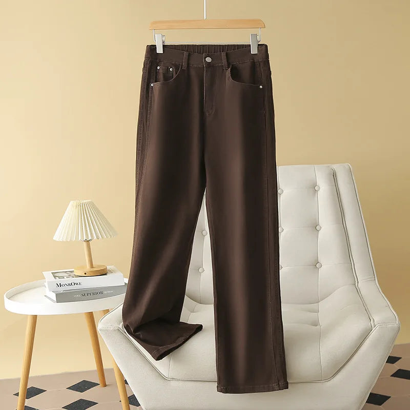 Jeans dritti a vita alta taglie forti